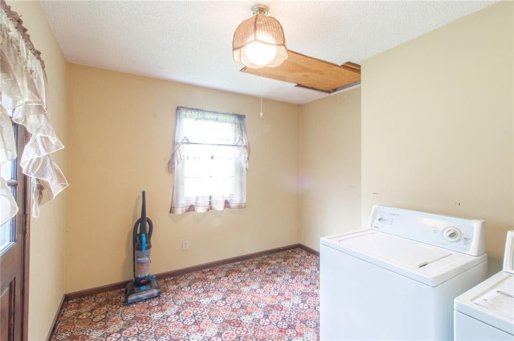 3026 S Kendall Drive — photo 25