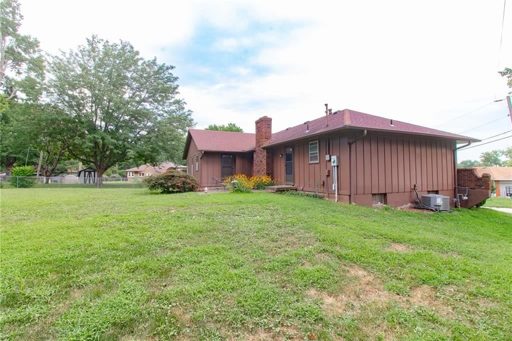 3026 S Kendall Drive — photo 36