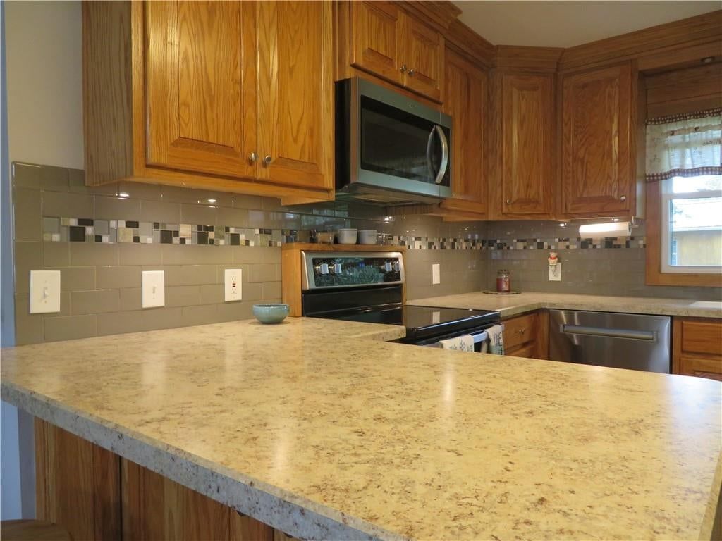 12 Holly Lane — photo 11