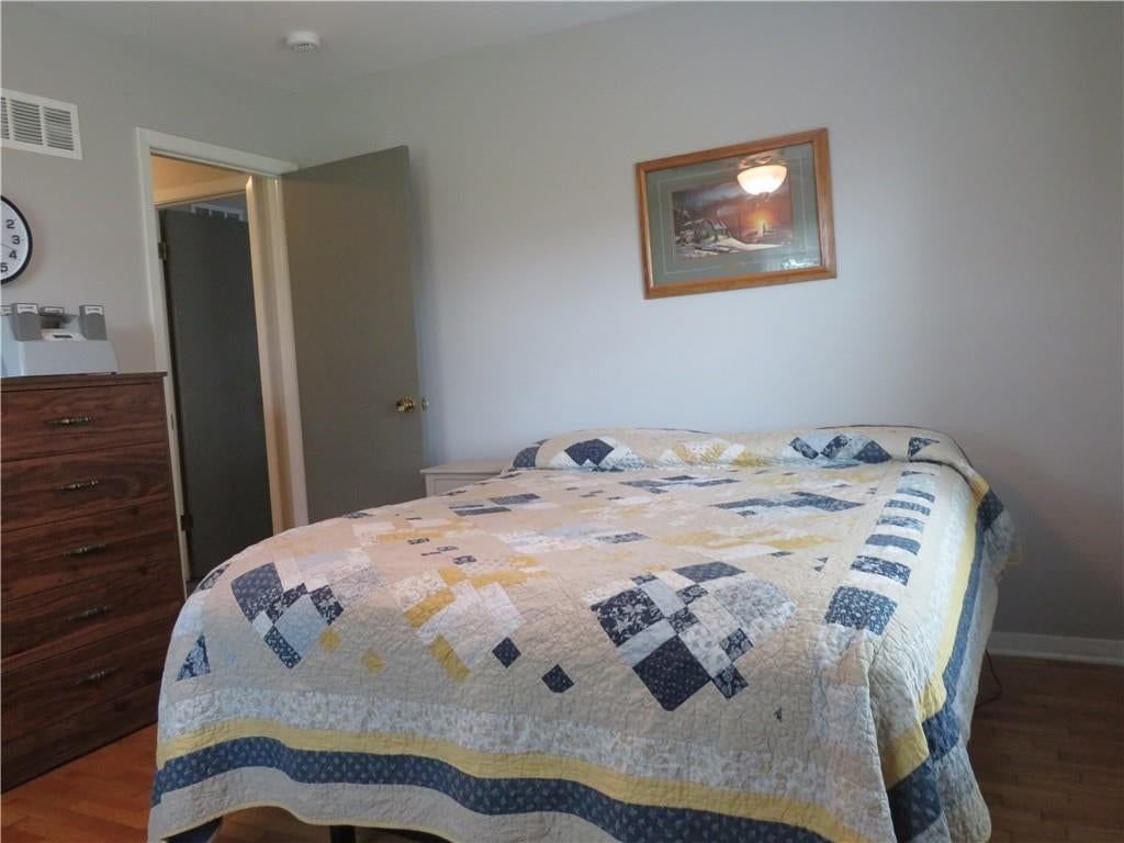 12 Holly Lane — photo 19