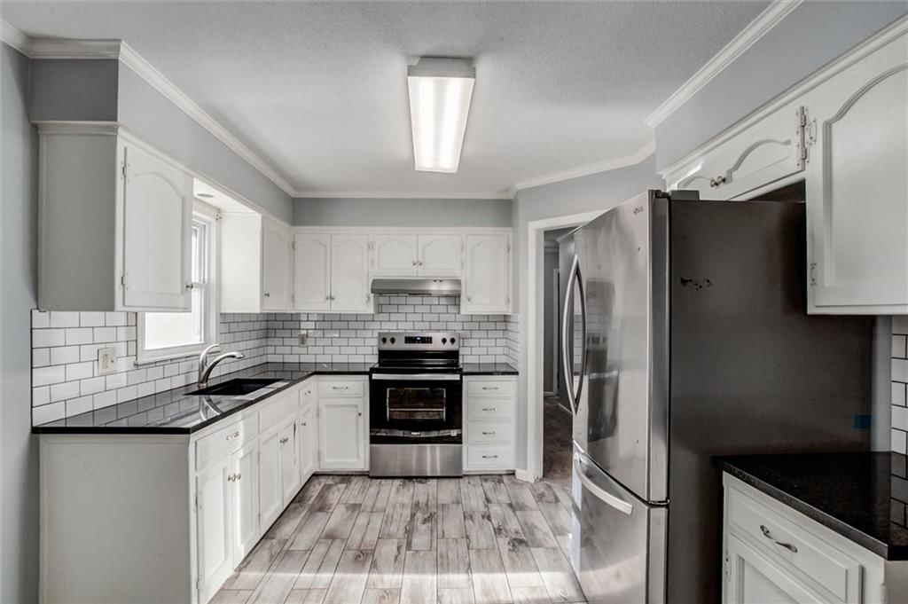 647 N 62nd Street — photo 11