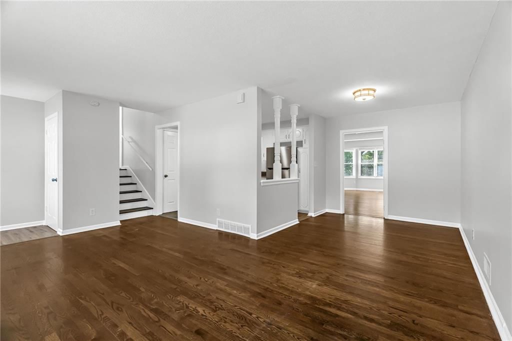 5204 S Delaware Avenue — photo 5