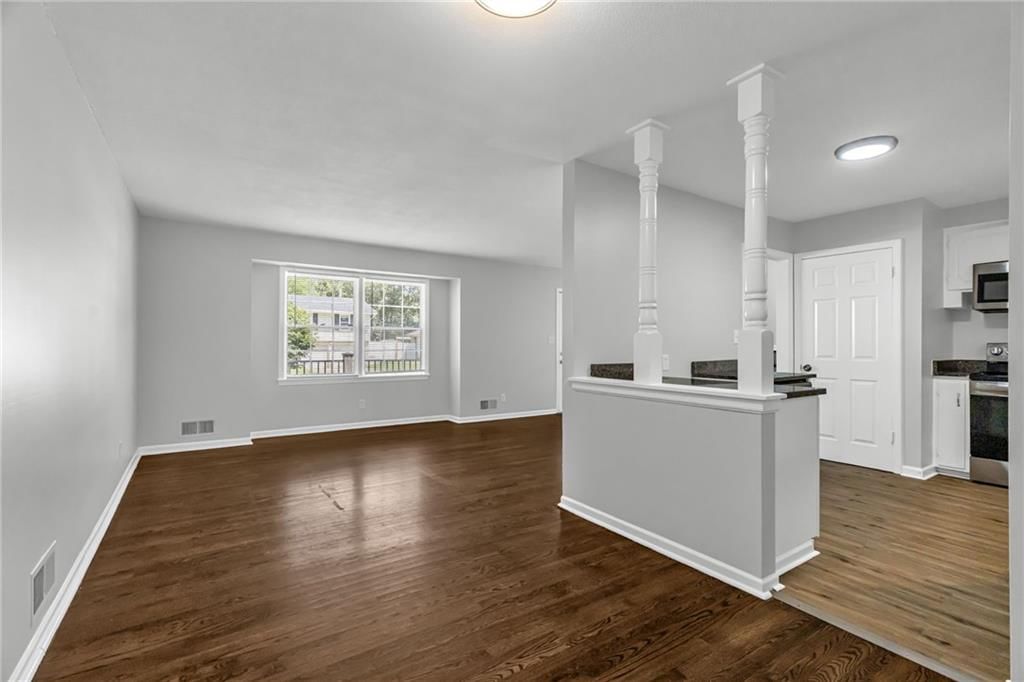 5204 S Delaware Avenue — photo 6