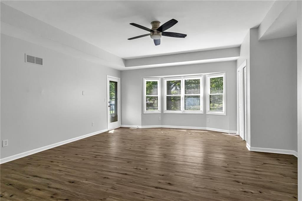 5204 S Delaware Avenue — photo 10