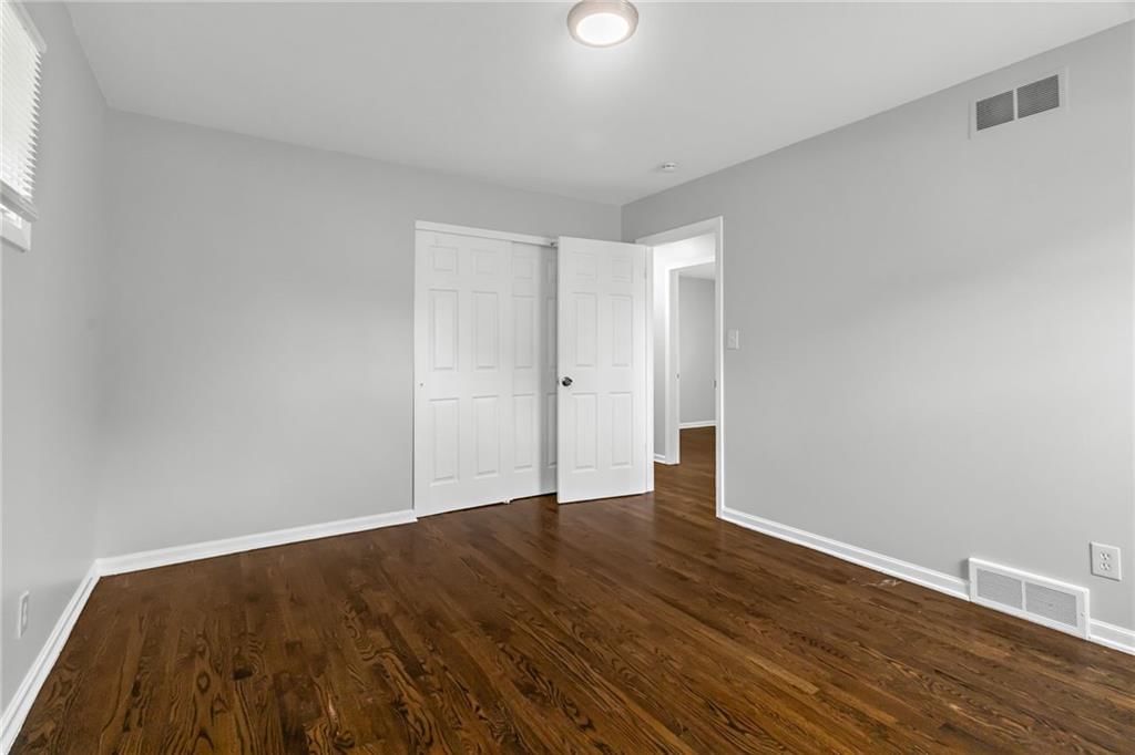 5204 S Delaware Avenue — photo 16