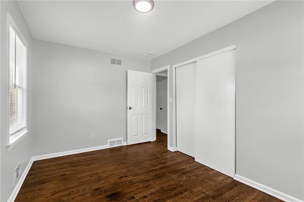 5204 S Delaware Avenue — photo 18