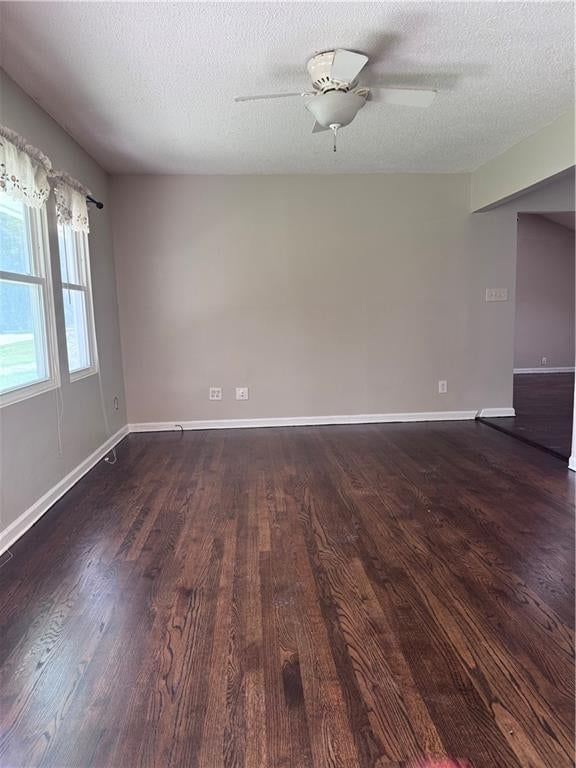 5722 W 70th Terrace — photo 4