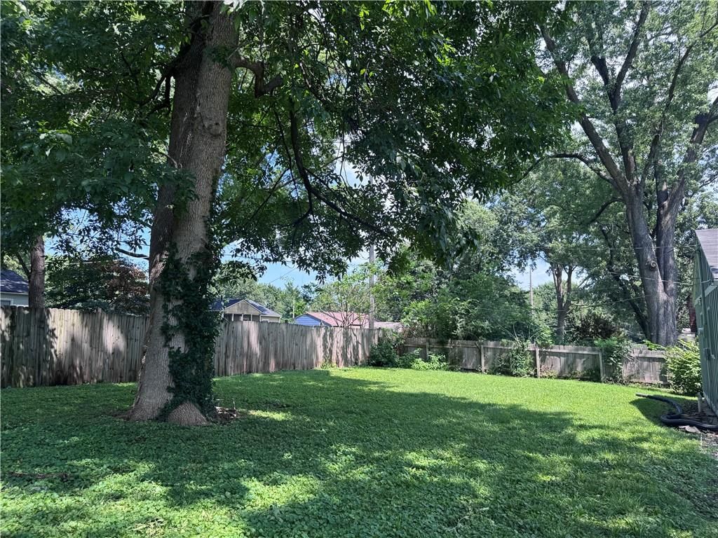 5722 W 70th Terrace — photo 16
