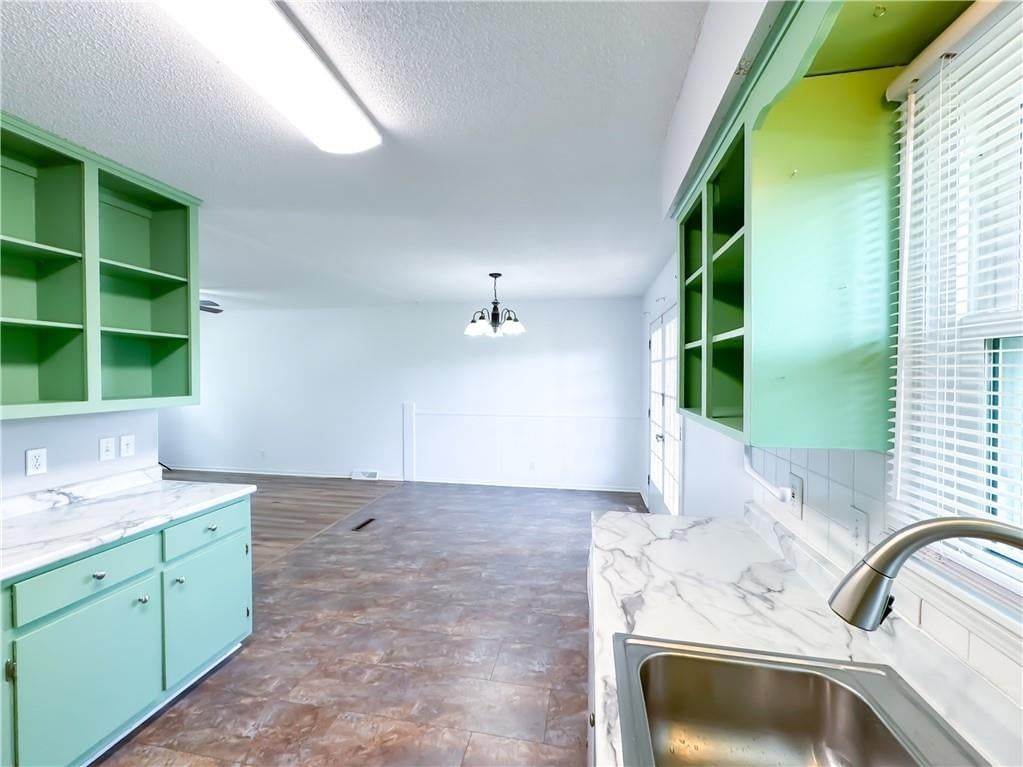 1403 Blueberry Drive — photo 11