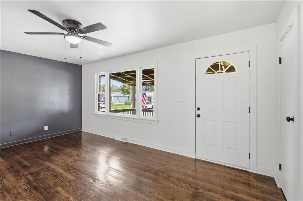 3313 Vermont Avenue — photo 4