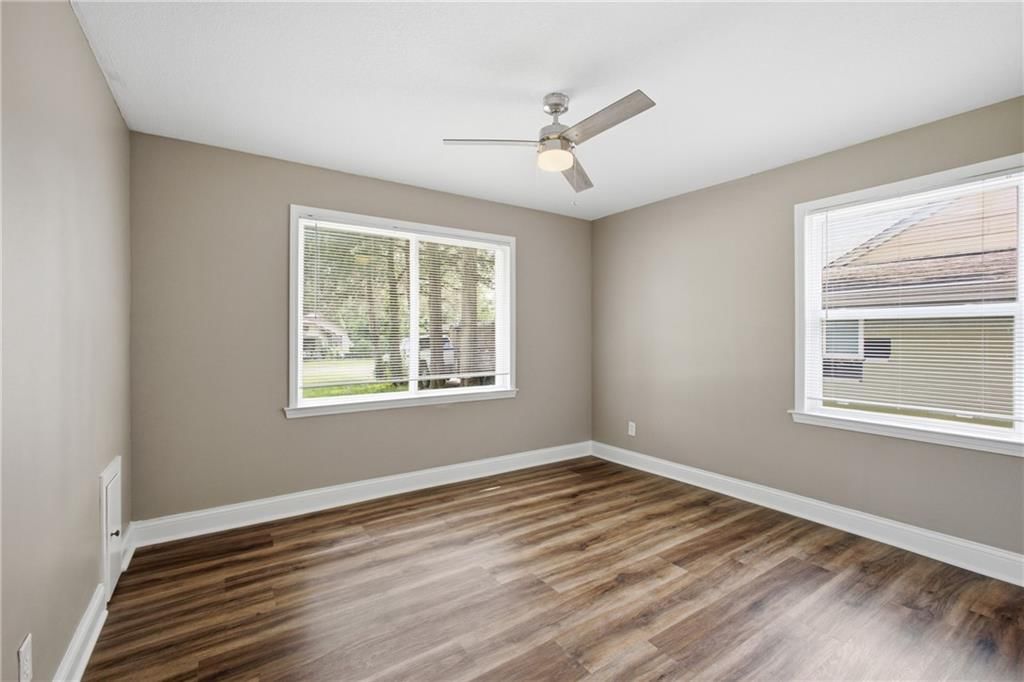 1124 E 80th Street — photo 11