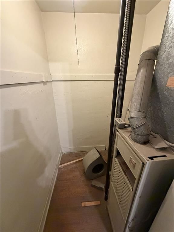 2734 Charlotte Street — photo 19