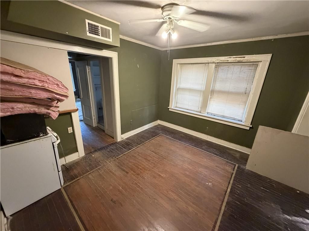 2734 Charlotte Street — photo 20