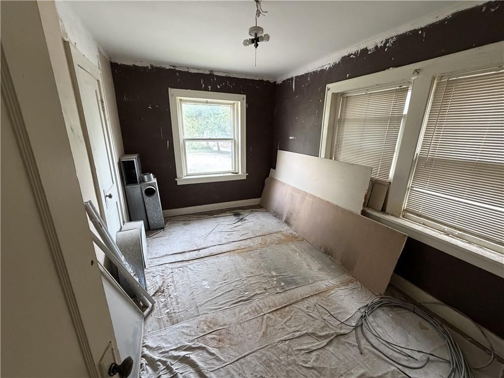 2734 Charlotte Street — photo 22