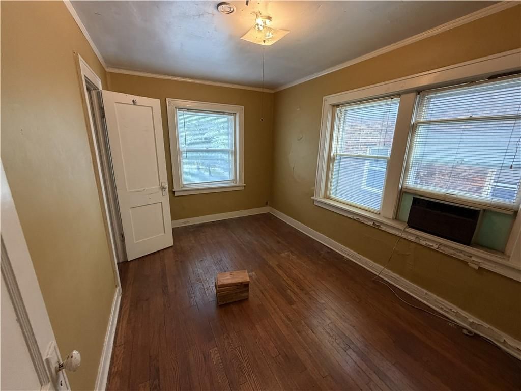 2734 Charlotte Street — photo 35