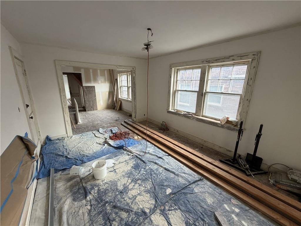2734 Charlotte Street — photo 45