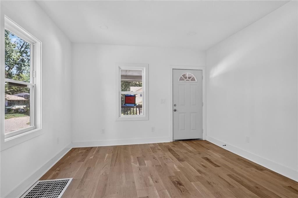 2611 W 45th Avenue — photo 9