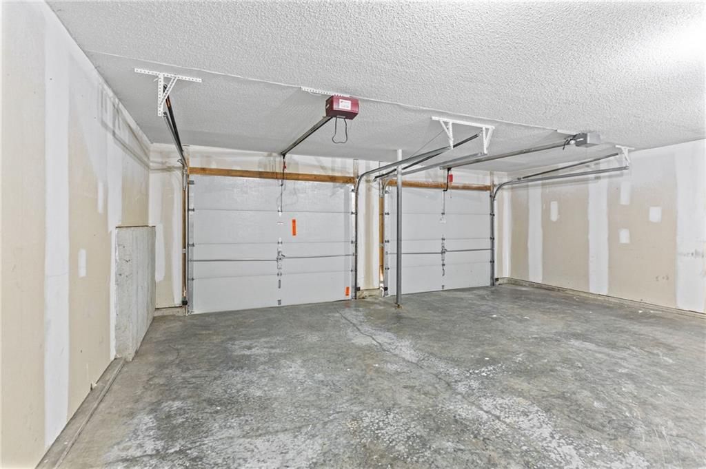 1106 Creekside Court — photo 32