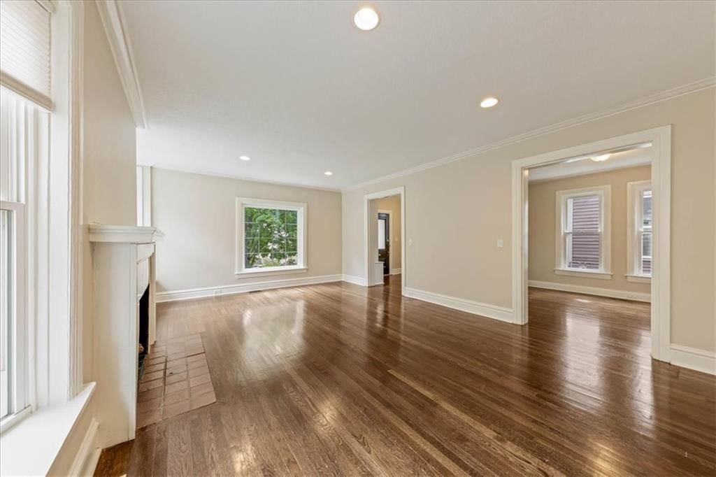 4346 Locust Street — photo 9