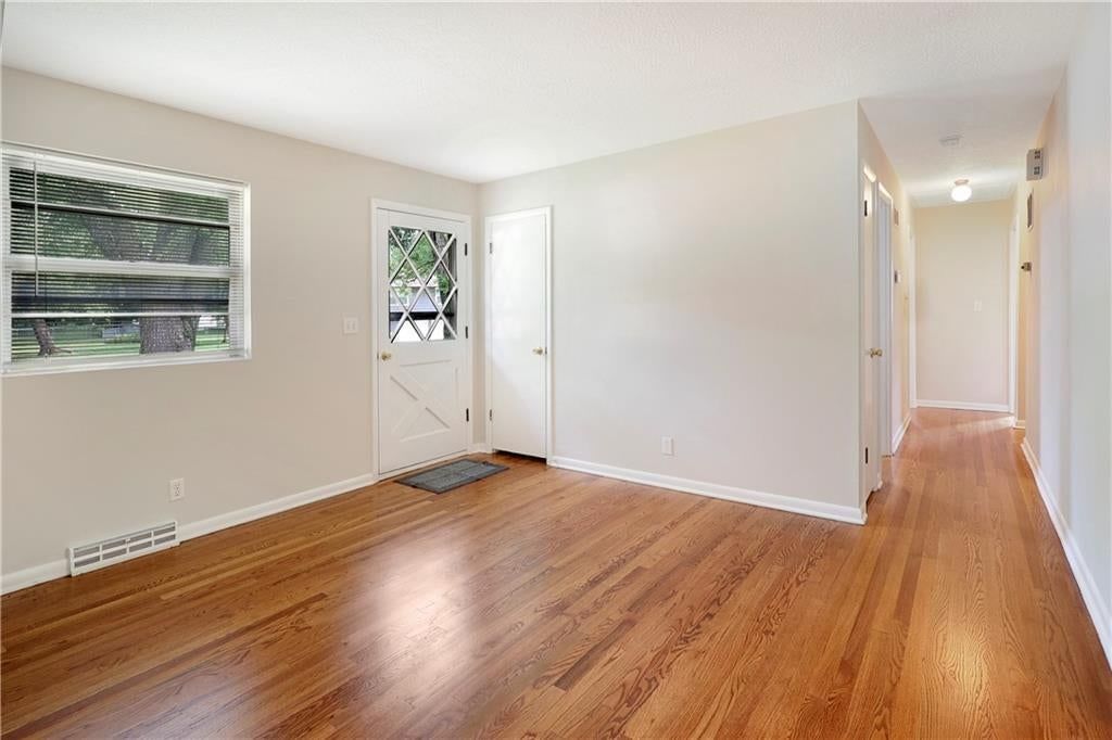 1802 Bird Terrace — photo 8