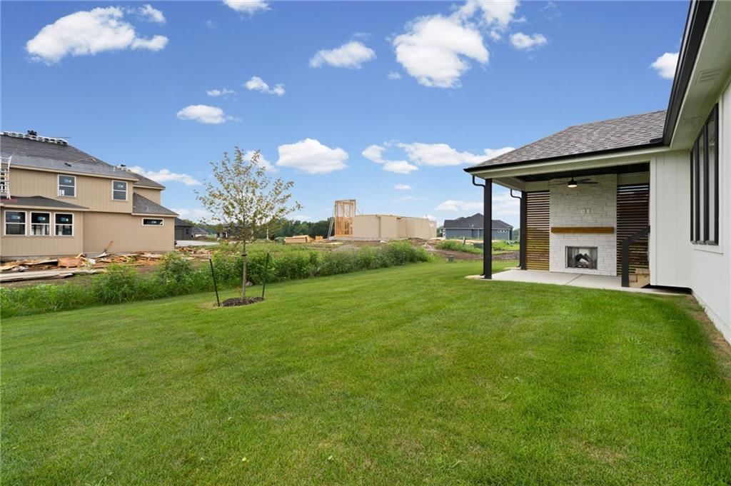 17377 W 169th Terrace — photo 38