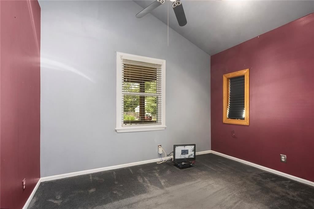637 S Huttig Avenue — photo 10