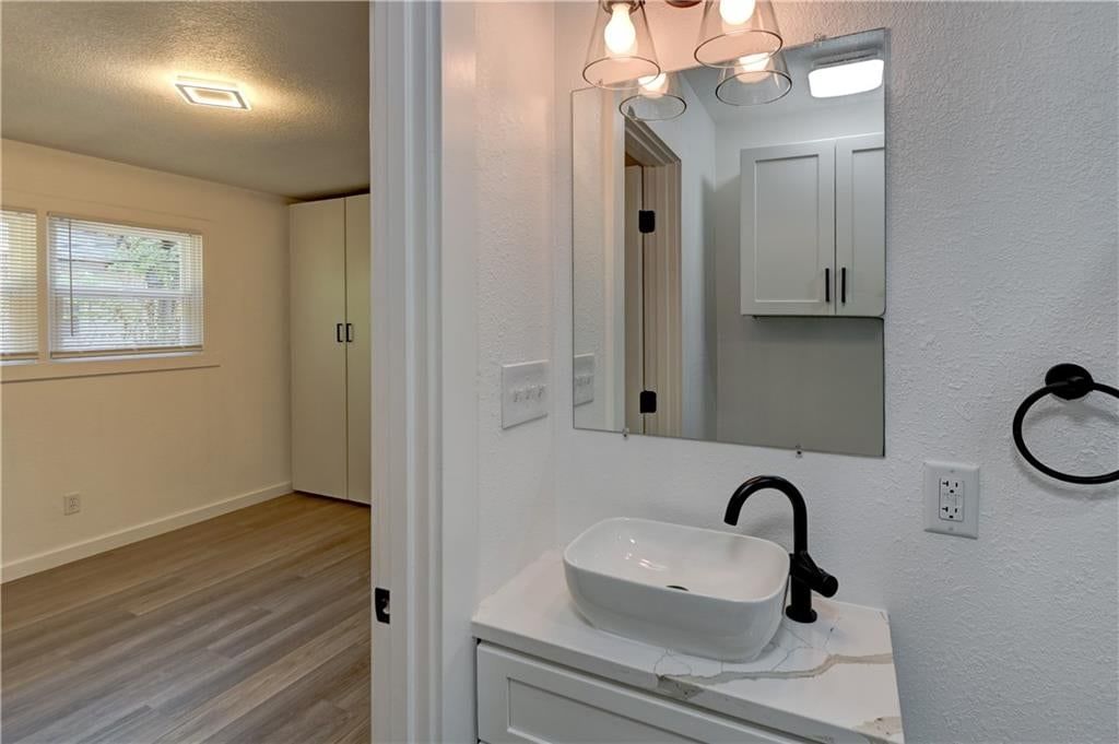 1540 Poplar Avenue — photo 27