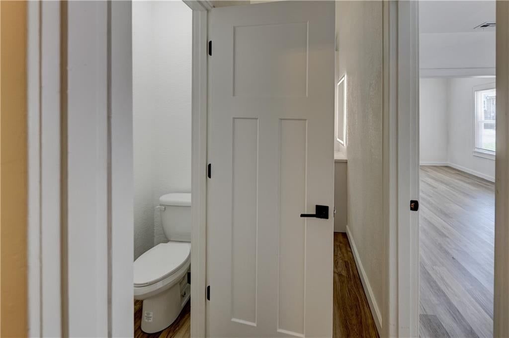 1540 Poplar Avenue — photo 30