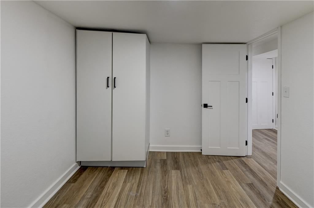 1540 Poplar Avenue — photo 40