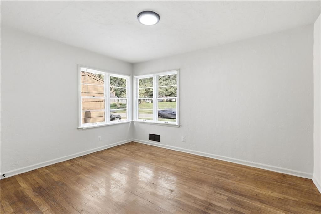 3119 Kimball Avenue — photo 17