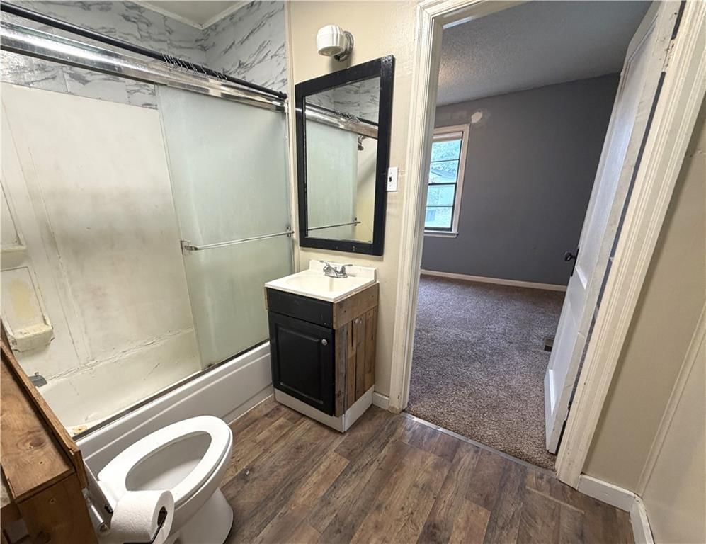 242 Gale Street — photo 10