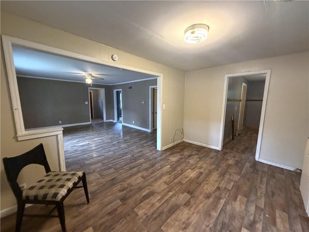 242 Gale Street — photo 17