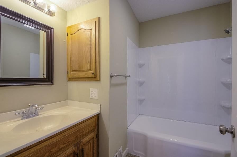 1340 S Main Street — photo 14