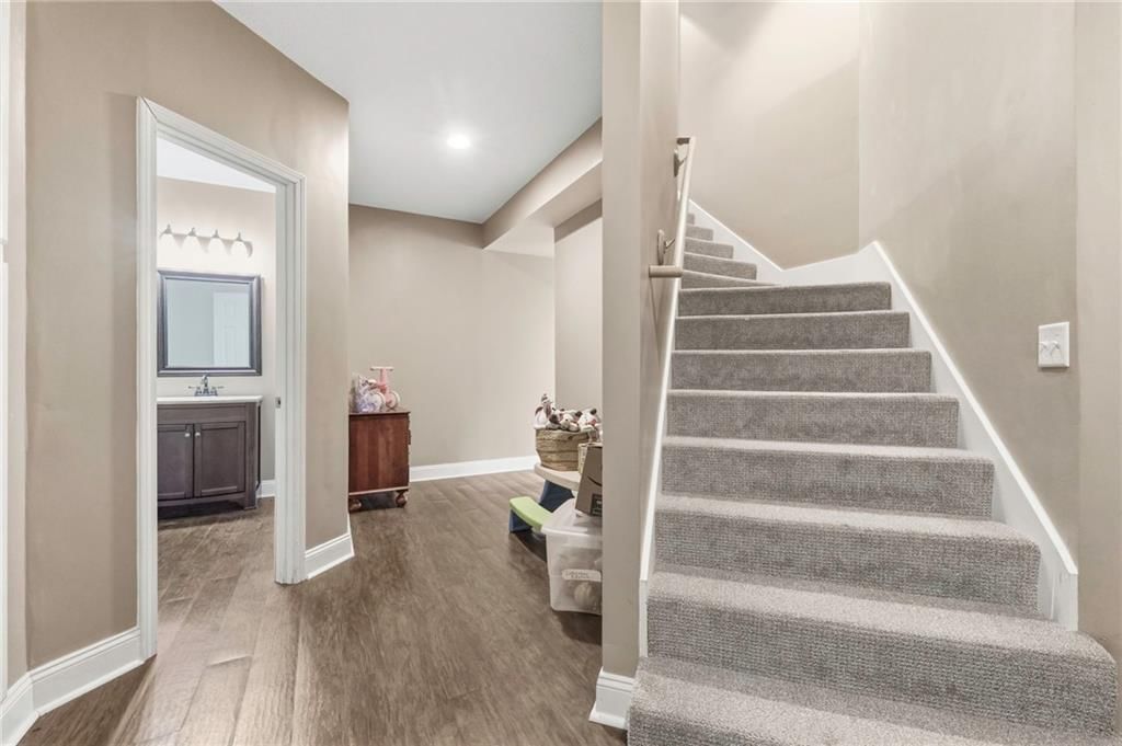 932 Elder Court — photo 38