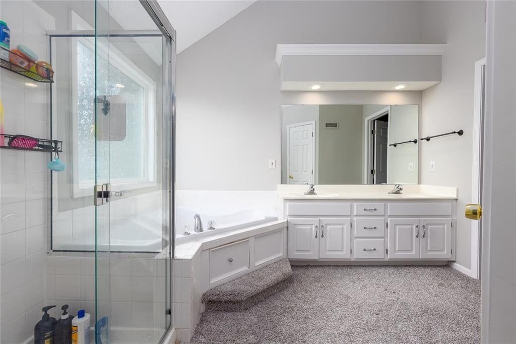 9918 N Highland Place — photo 19