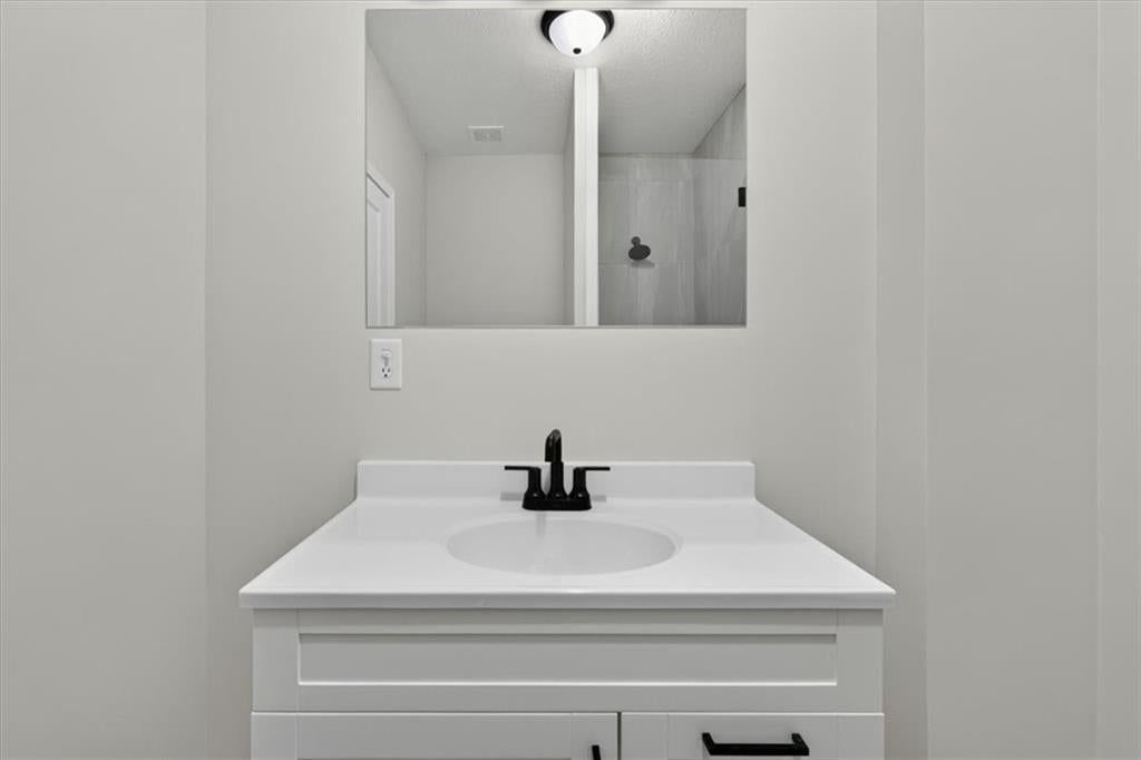 8395 NW Baker Circle — photo 63