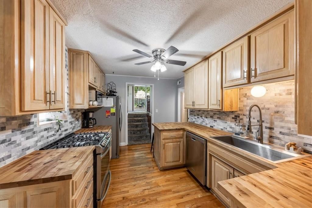 5504 W 51st Street — photo 8