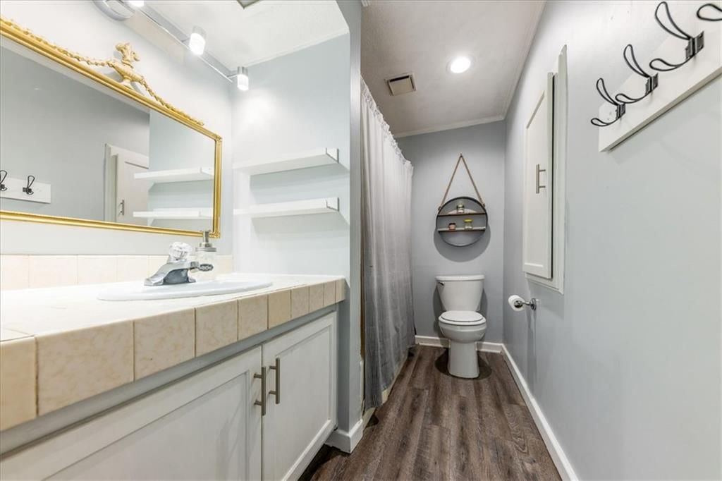 5504 W 51st Street — photo 15