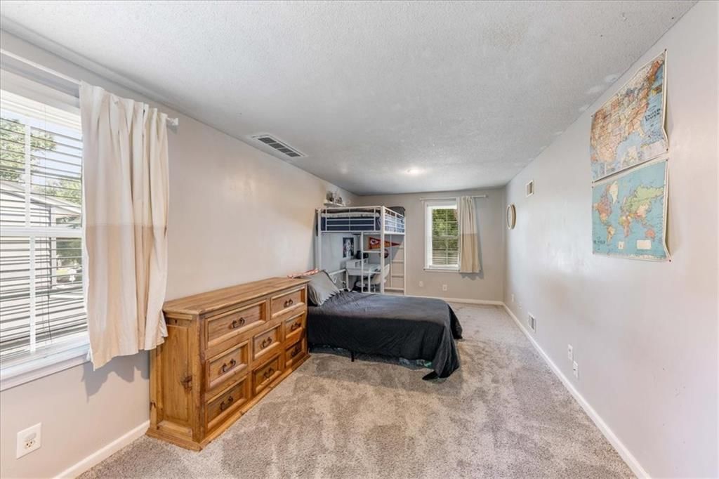 5504 W 51st Street — photo 20