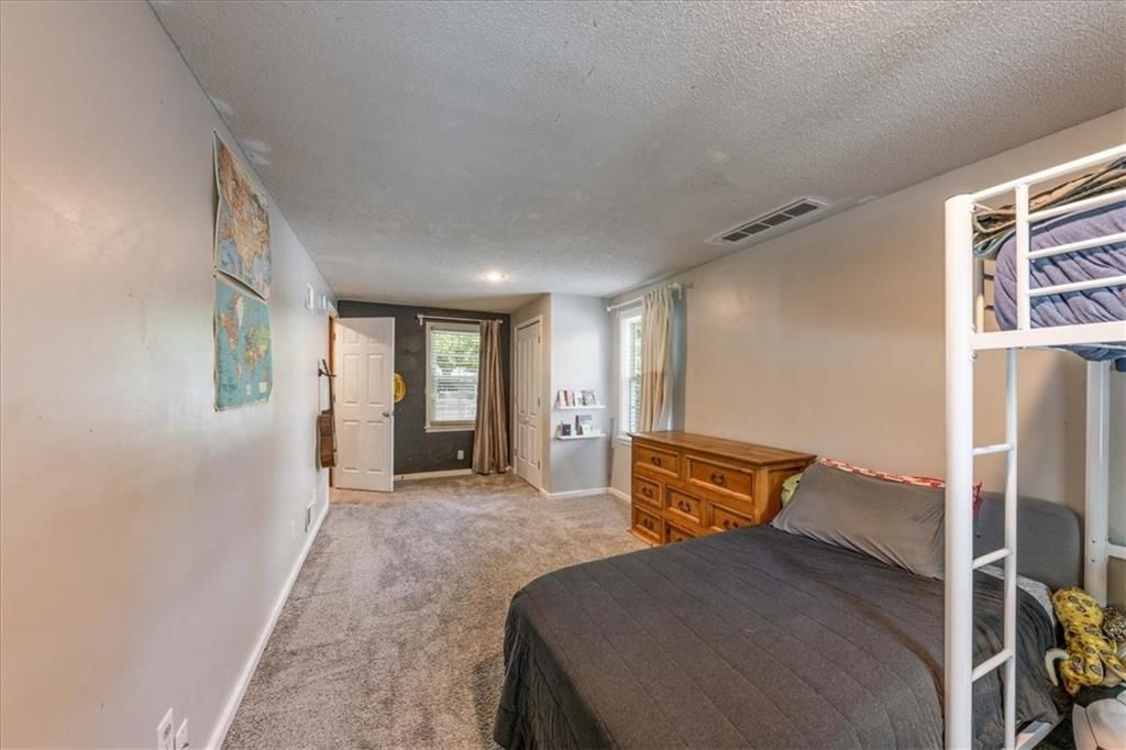 5504 W 51st Street — photo 21