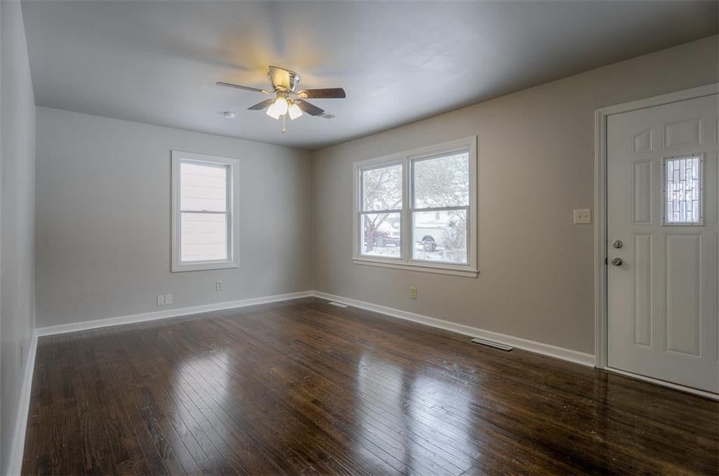 1709 N Dodgion Avenue — photo 3