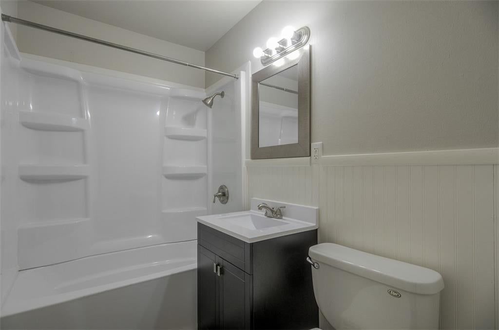1709 N Dodgion Avenue — photo 13