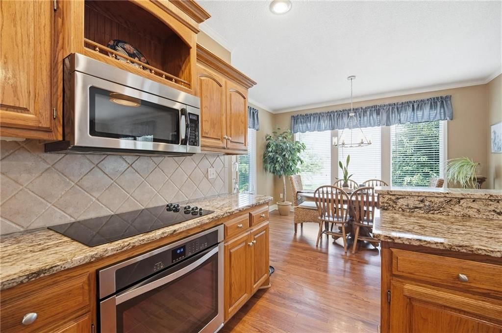 172 NE Hidden Ridge Lane — photo 15
