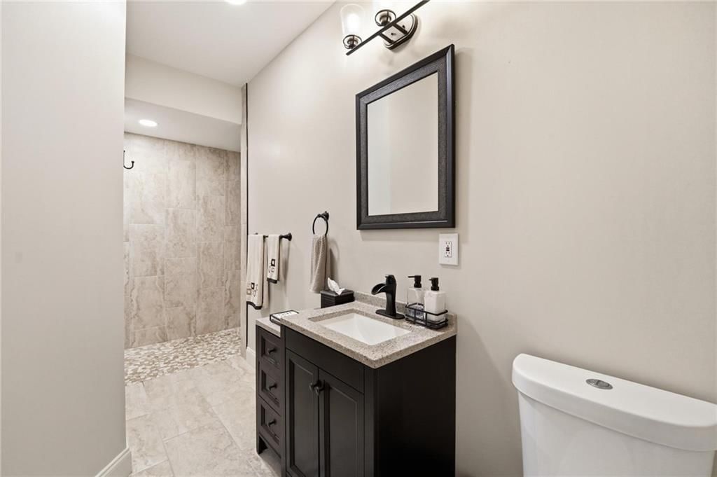 172 NE Hidden Ridge Lane — photo 66