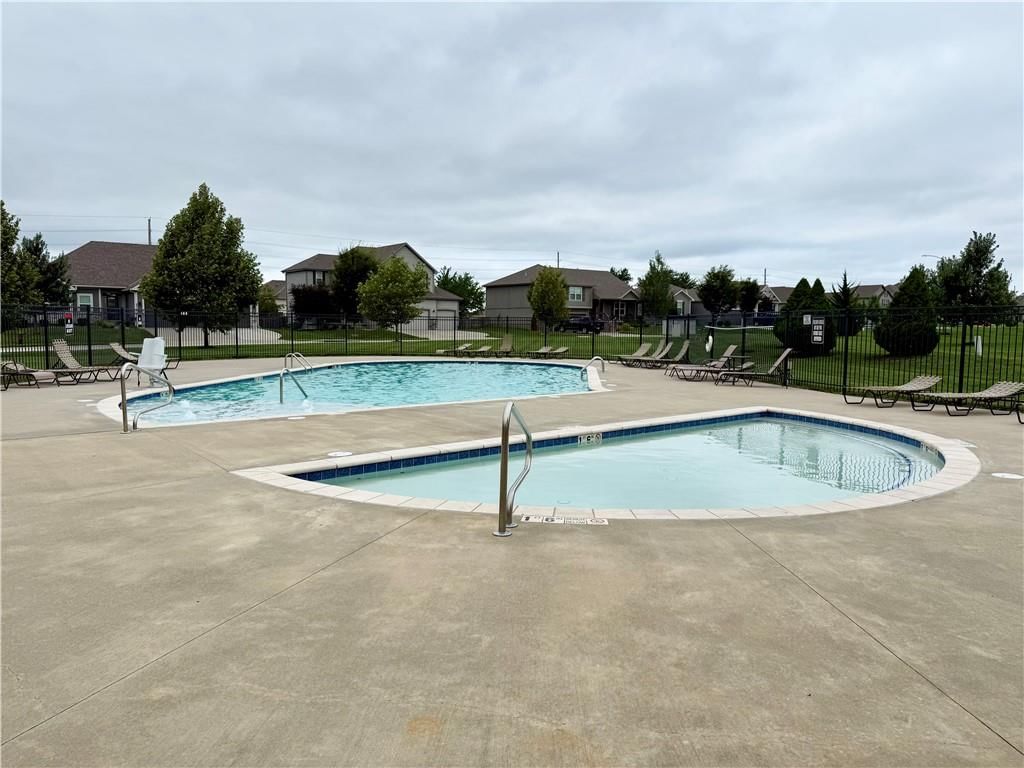 701 SE Juniper Drive — photo 13