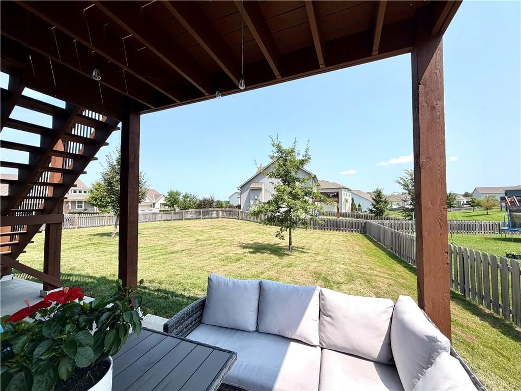 701 SE Juniper Drive — photo 26