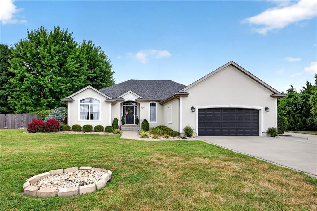 1203 Cedar Crest Drive, Pittsburg, KS