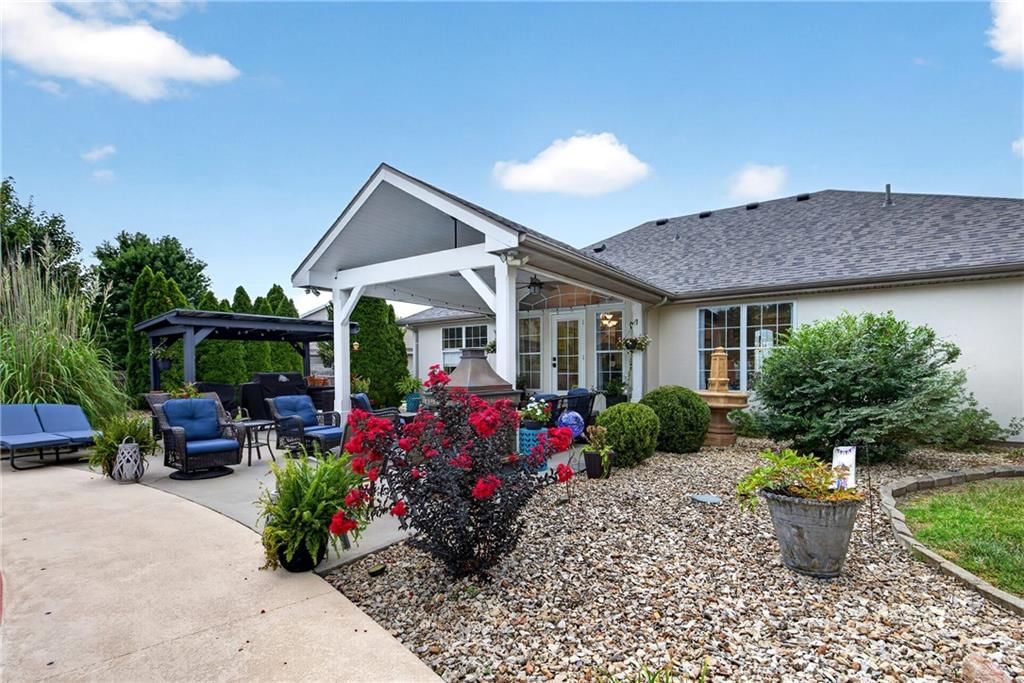 1203 Cedar Crest Drive — photo 10