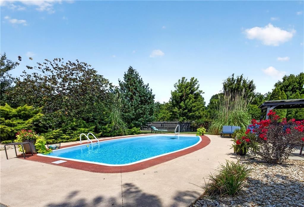 1203 Cedar Crest Drive — photo 13