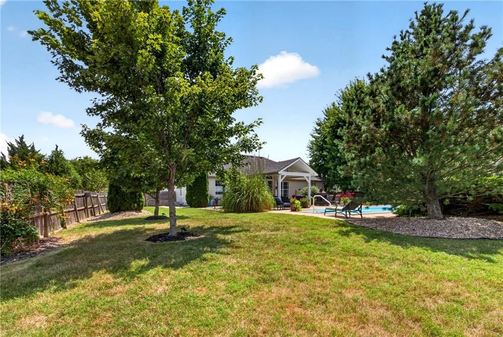 1203 Cedar Crest Drive — photo 21